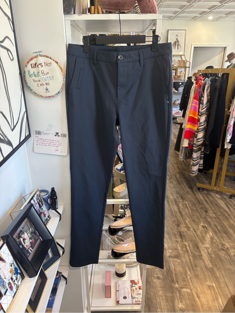 Vuori Men's Chinos — Navy